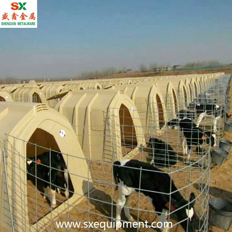calf hutch 4(001).jpg